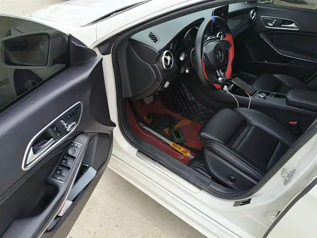 Mercedes-Benz CLA (Import) 2017 Facelift CLA 200 Style фото 16