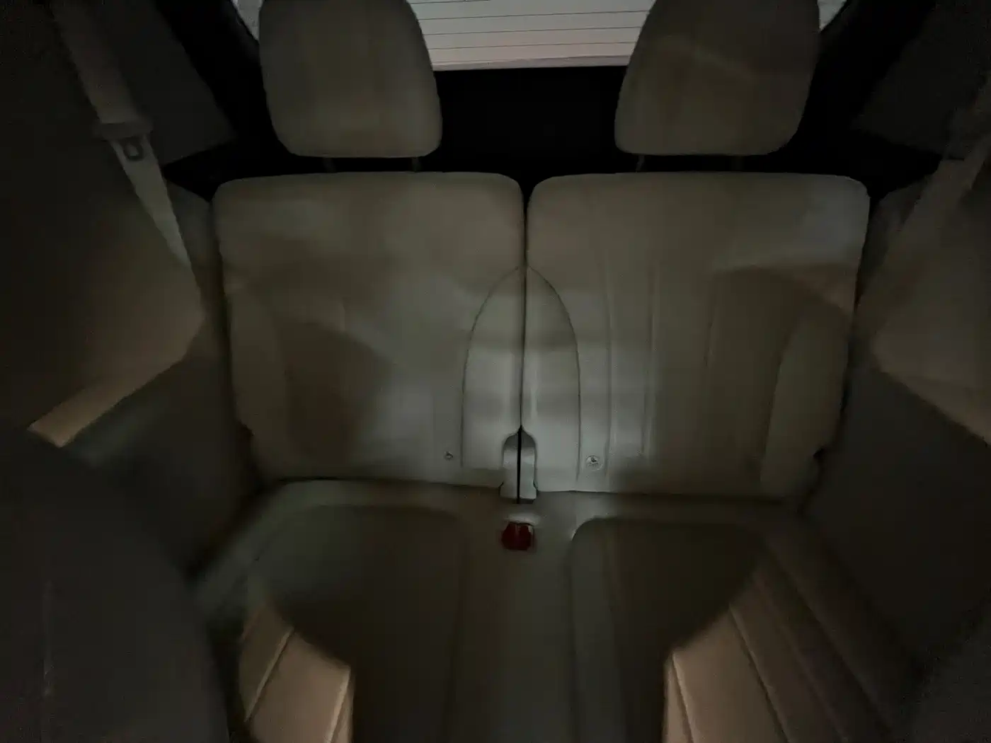 AITO Wenjie AITO M8 2025 Model Extended Range Max+ Edition 53.4kWh 6-Seater фото 24