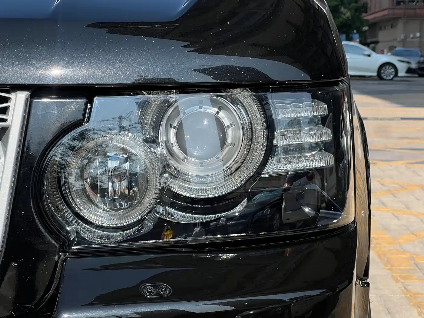 Land Rover Range Rover 2012 5.0 NA V8 фото 23