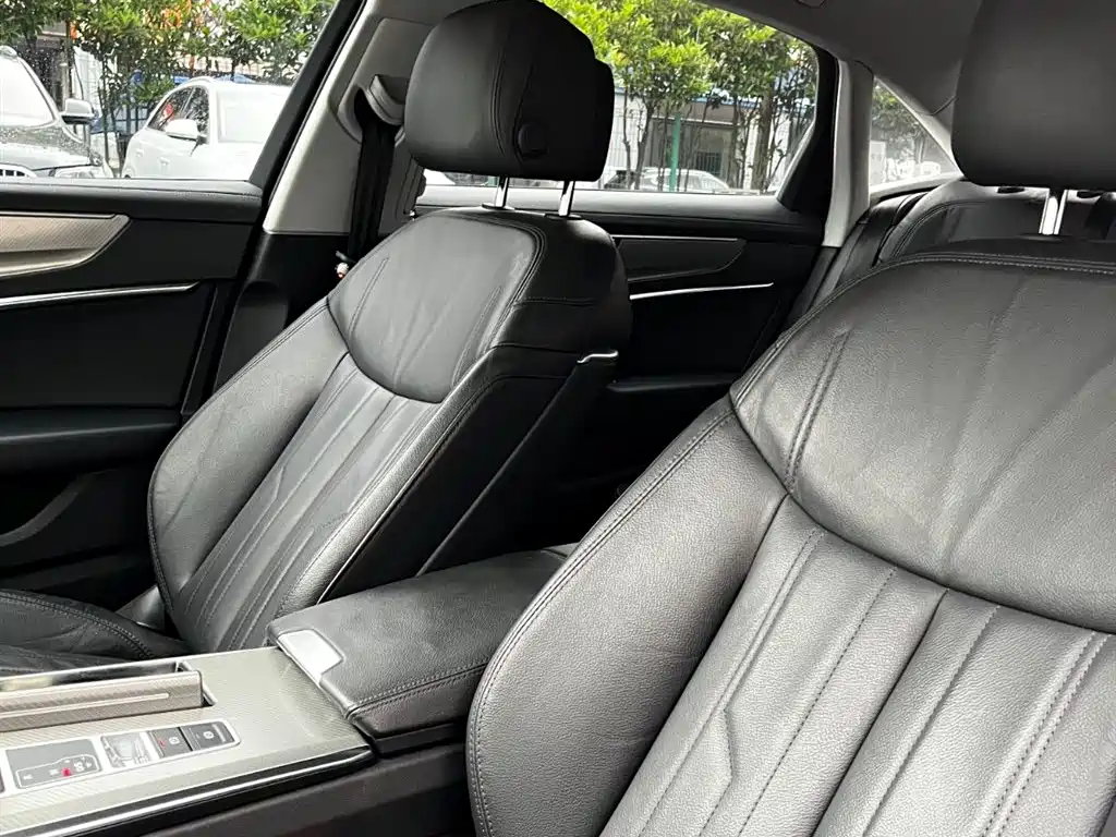 Audi A6L 2020 45 TFSI Premium Elegance фото 14