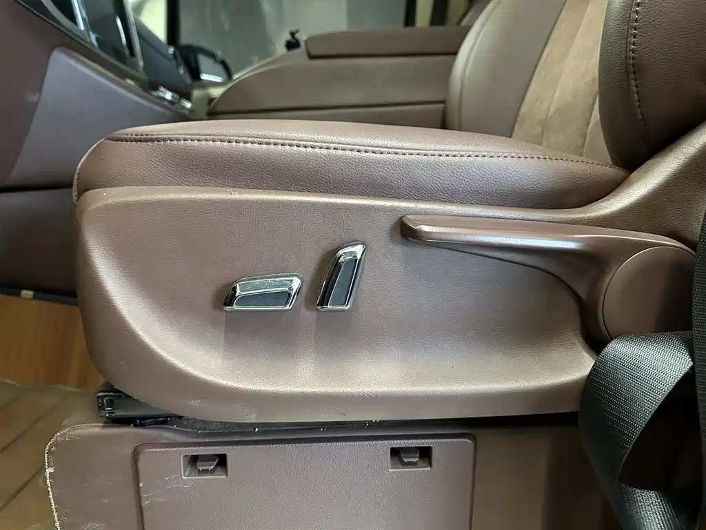 Mercedes-Benz Vito 2016 2.0T Elite Edition фото 20