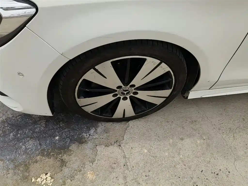Mercedes-Benz CLA (Import) 2017 Facelift CLA 200 Style фото 23