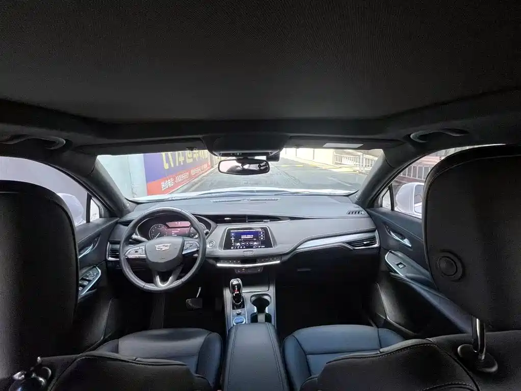 Cadillac XT4 2020 Facelift 28T 2WD Leading фото 11