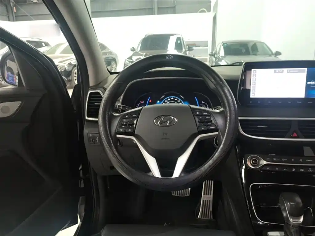 Hyundai Tucson 2019 280TGDi Dual-clutch 2WD Smart Connect Edition China VI фото 11