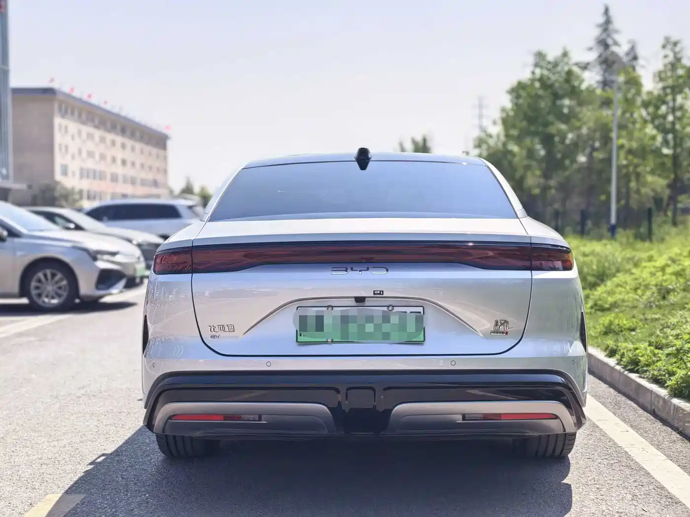 BYD Han L 2025 EV AWD LiDAR Flagship фото 17