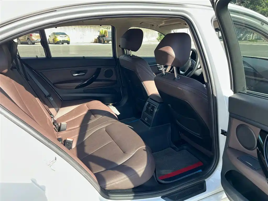 BMW 3 Series 2019 320Li Fashion Type фото 4