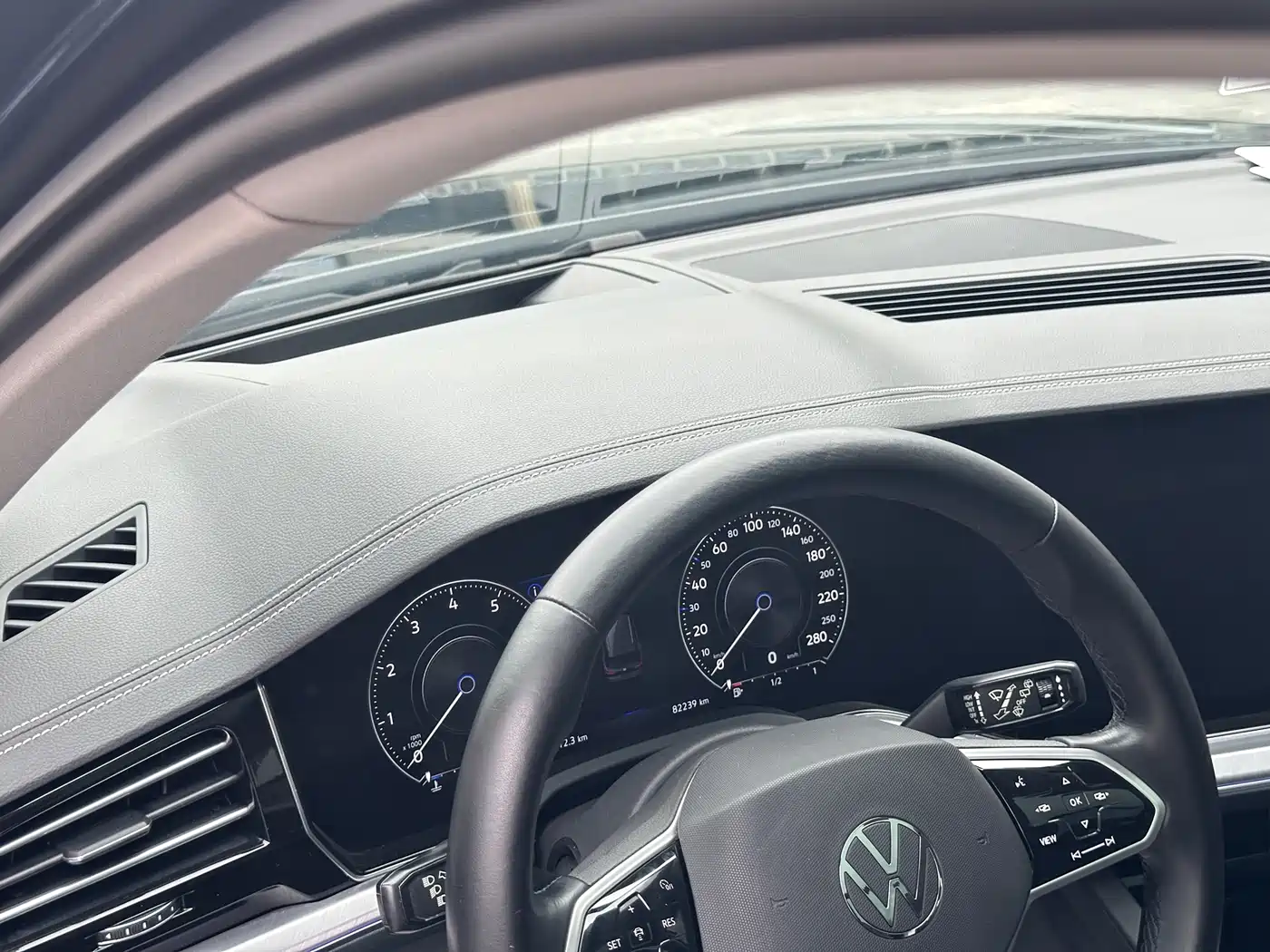 Volkswagen Touareg 2020 3.0TSI Enjoyment Edition China VI фото 17