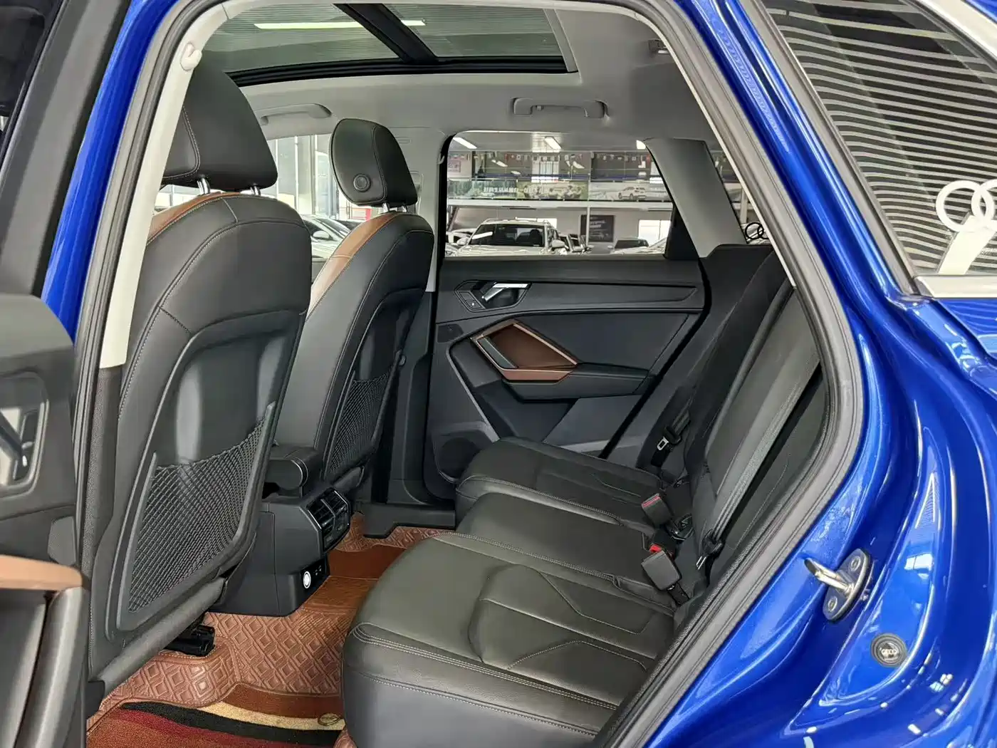 Audi Q3 2021 35 TFSI Fashion Elegance фото 8