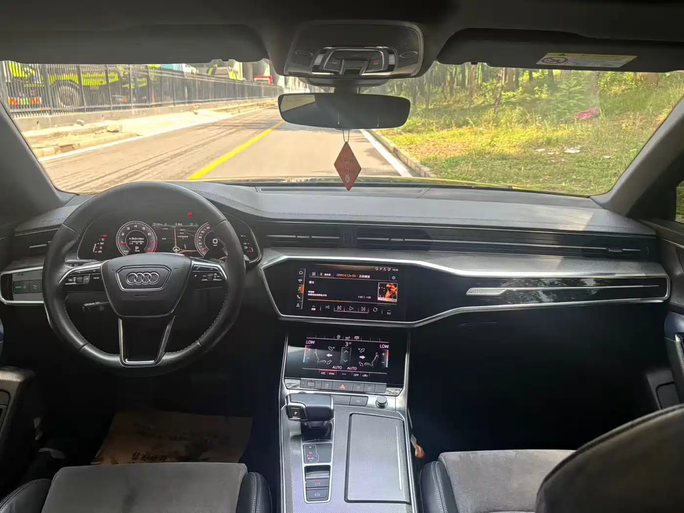 Audi A6L 2020 40 TFSI Luxury Dynamic фото 9