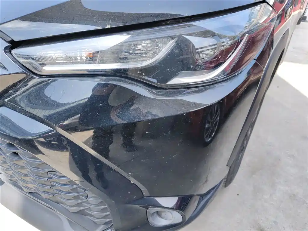 Toyota Frontlander 2023 2.0L CVT Leading Edition фото 18