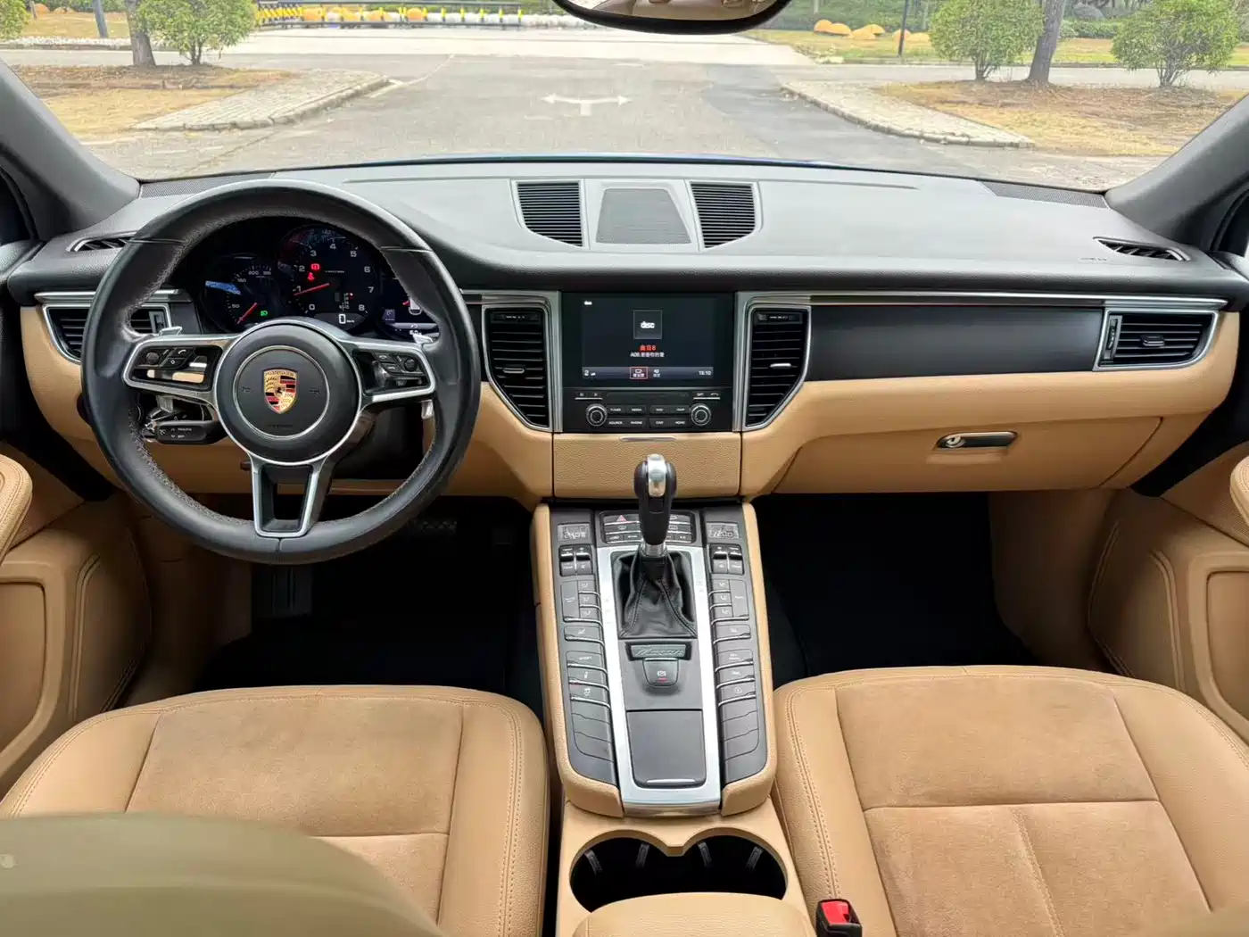 Porsche Macan 2017 Macan 2.0T фото 11