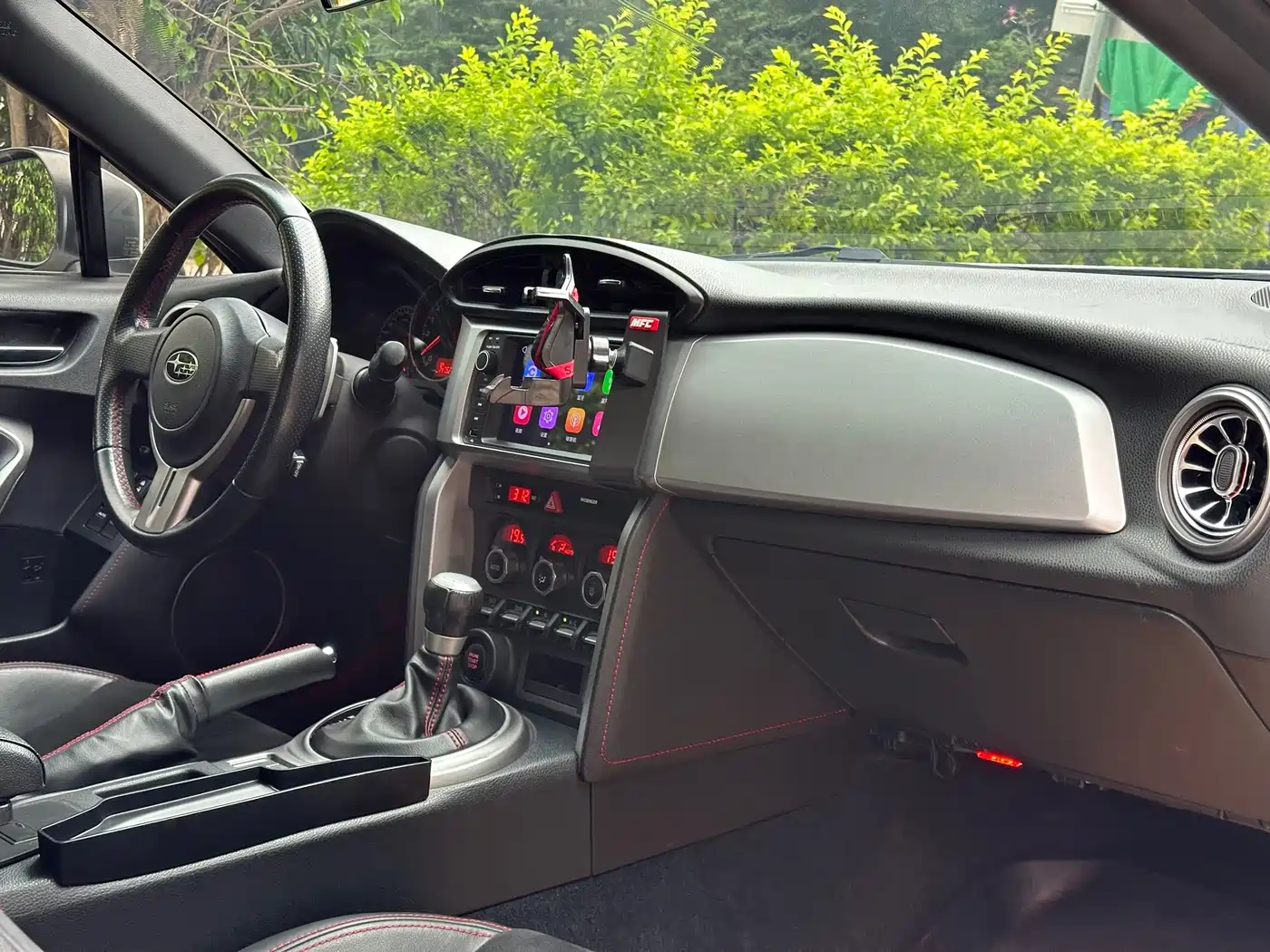 Subaru BRZ 2013 2.0i Automatic Luxury фото 10