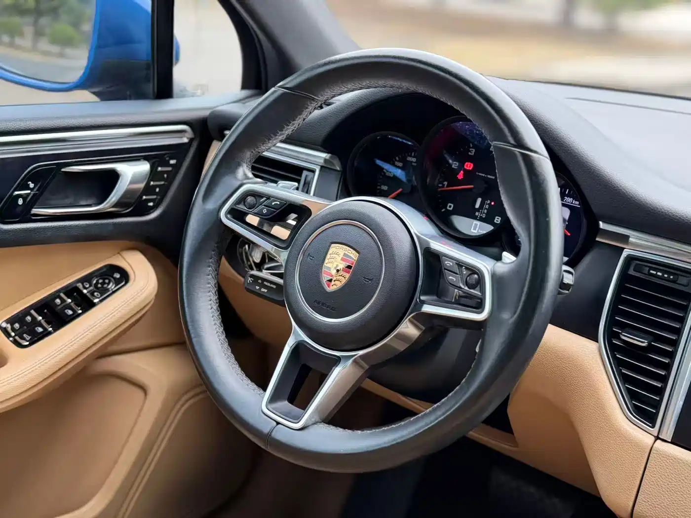 Porsche Macan 2017 Macan 2.0T фото 20