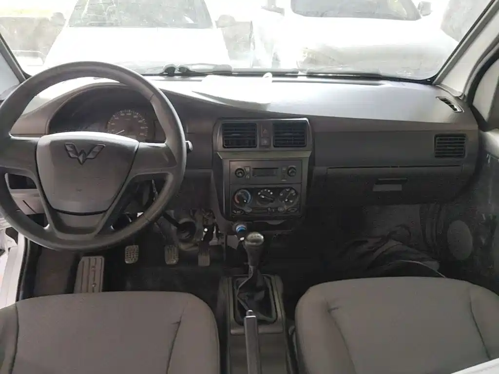 Wuling Motors Wuling Rongguang Mini Truck 2021 2019 1.5L Base Model Double Row L3C