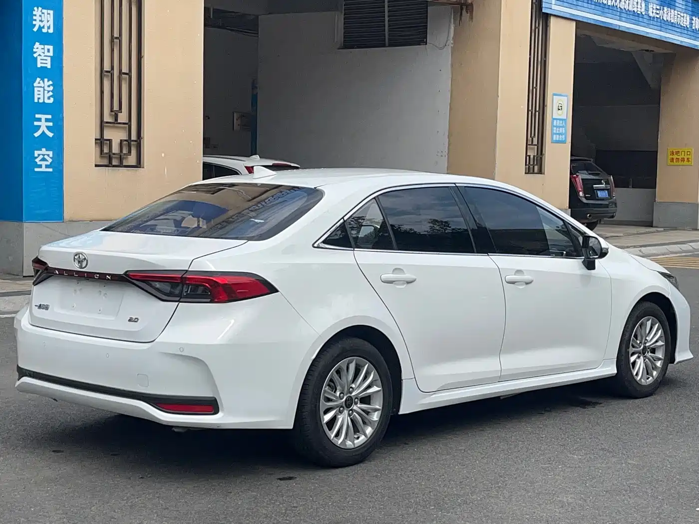 Toyota Allion 2023 2.0L Elite Edition фото 4