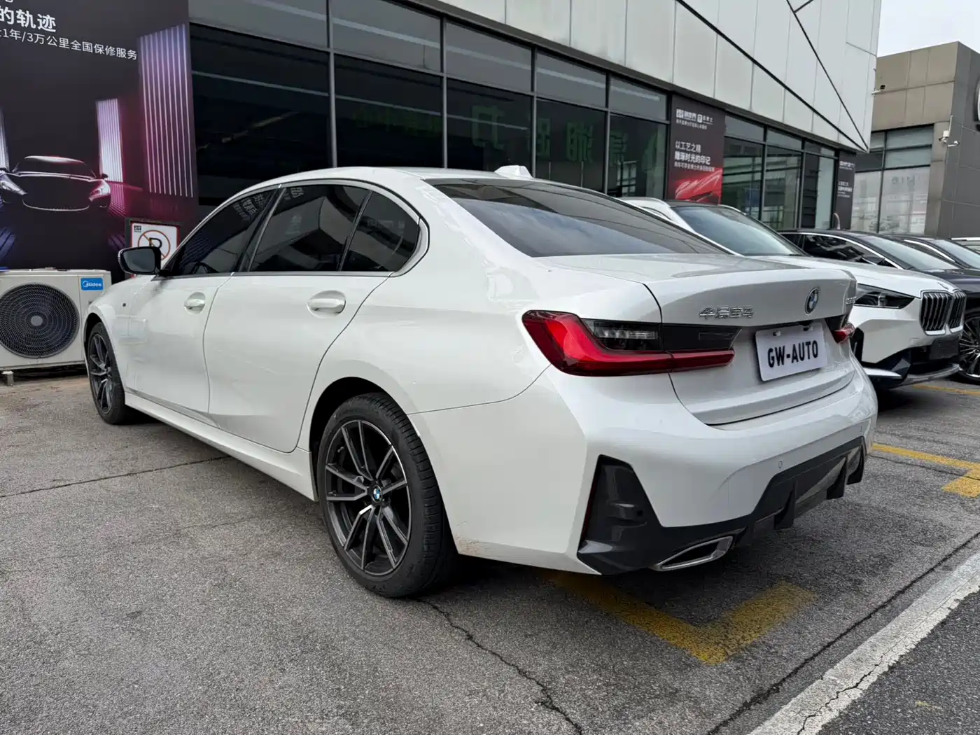 BMW 3 Series 2023 320Li M Sport Package фото 7
