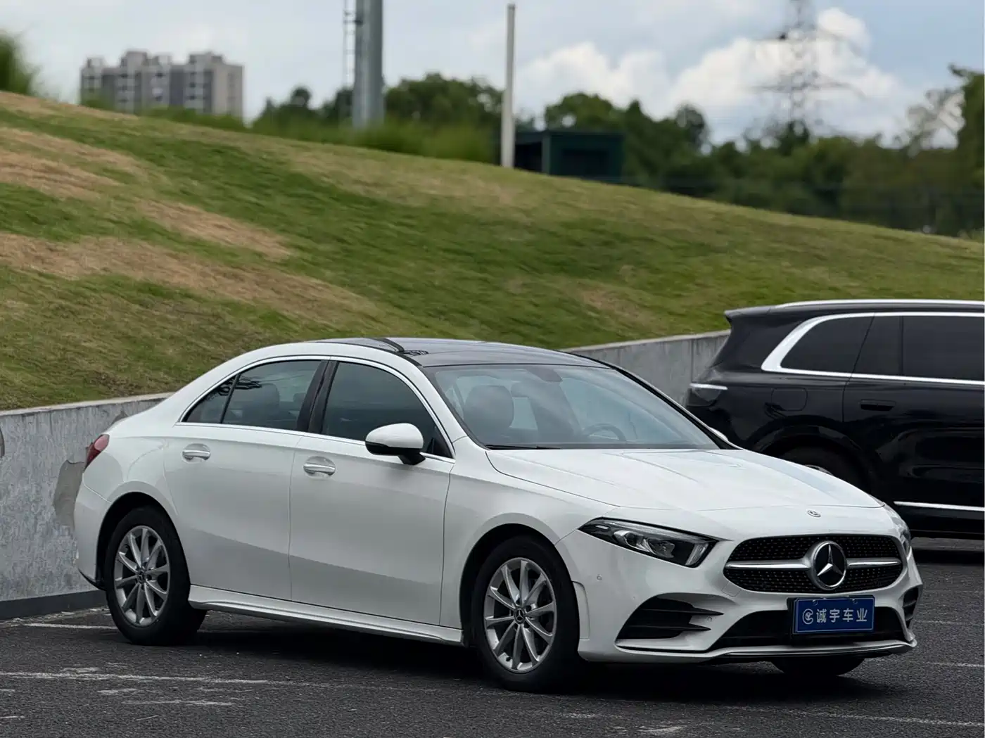 Mercedes-Benz A-Class 2021 A 200 L Sport Sedan Fashion Edition фото 3