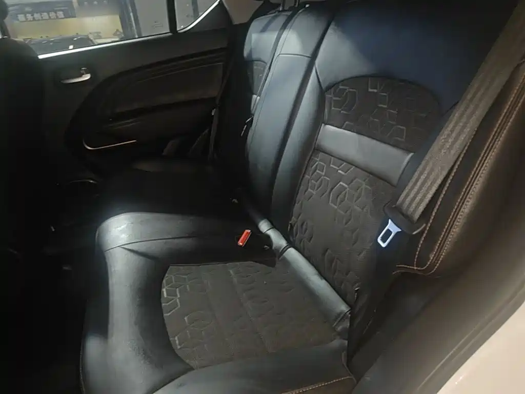 GAC Trumpchi Trumpchi GS3 2017 150N Automatic Elite фото 17
