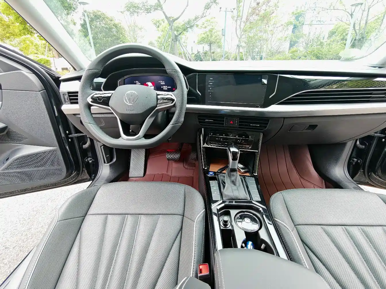 Volkswagen Passat 2024 Model 380TSI Starlight Elite фото 5