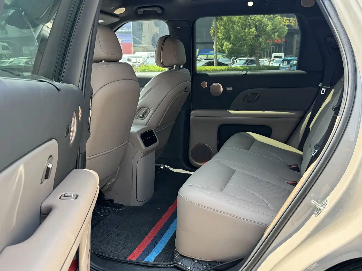 IM Motors IM LS8 2026 2026 Model Base Version 5-seater Long Range Edition