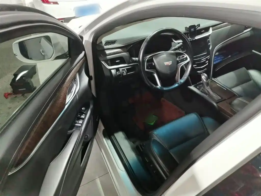 Cadillac XTS 2018 28T Elite фото 16