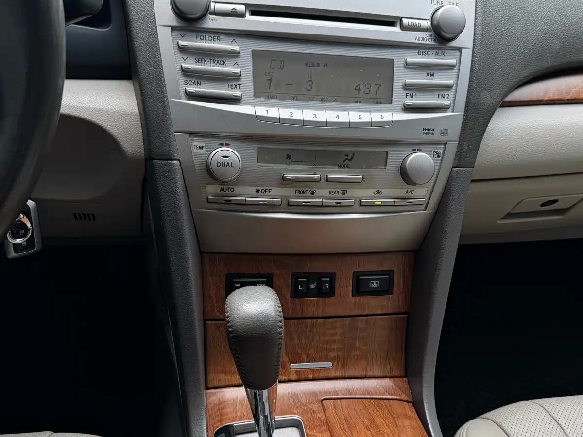 Toyota Camry 2009 Model 200G Luxury Edition фото 11