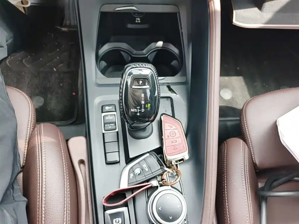 BMW X1 2022 sDrive25Li Leading фото 14