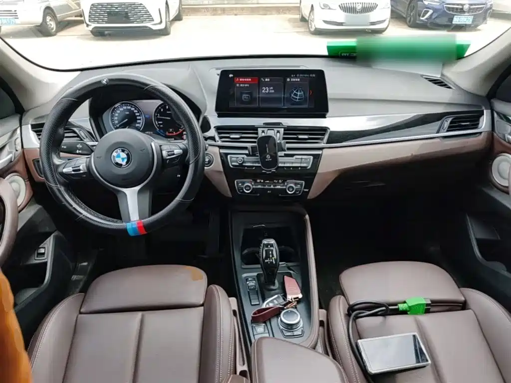 BMW X1 2022 sDrive25Li Leading фото 10