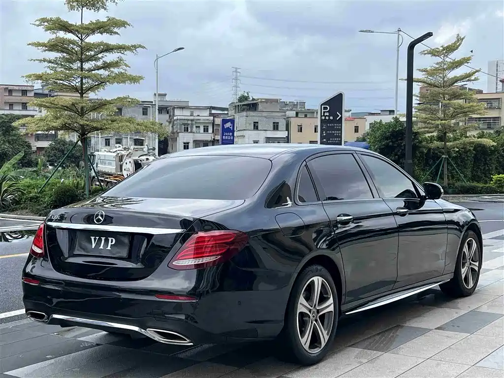 Mercedes-Benz E-Class 2019 E 260 L Sport фото 7