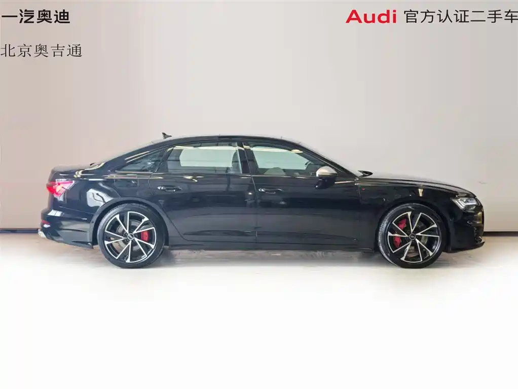 Audi A6L 2024 45 TFSI quattro Exclusive Dynamic фото 12