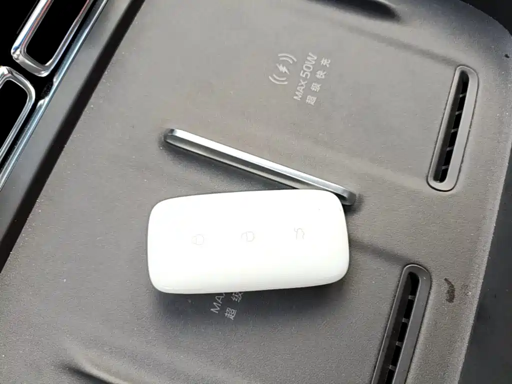 Geely Galaxy Galaxy M9 2025 2025 Base Model