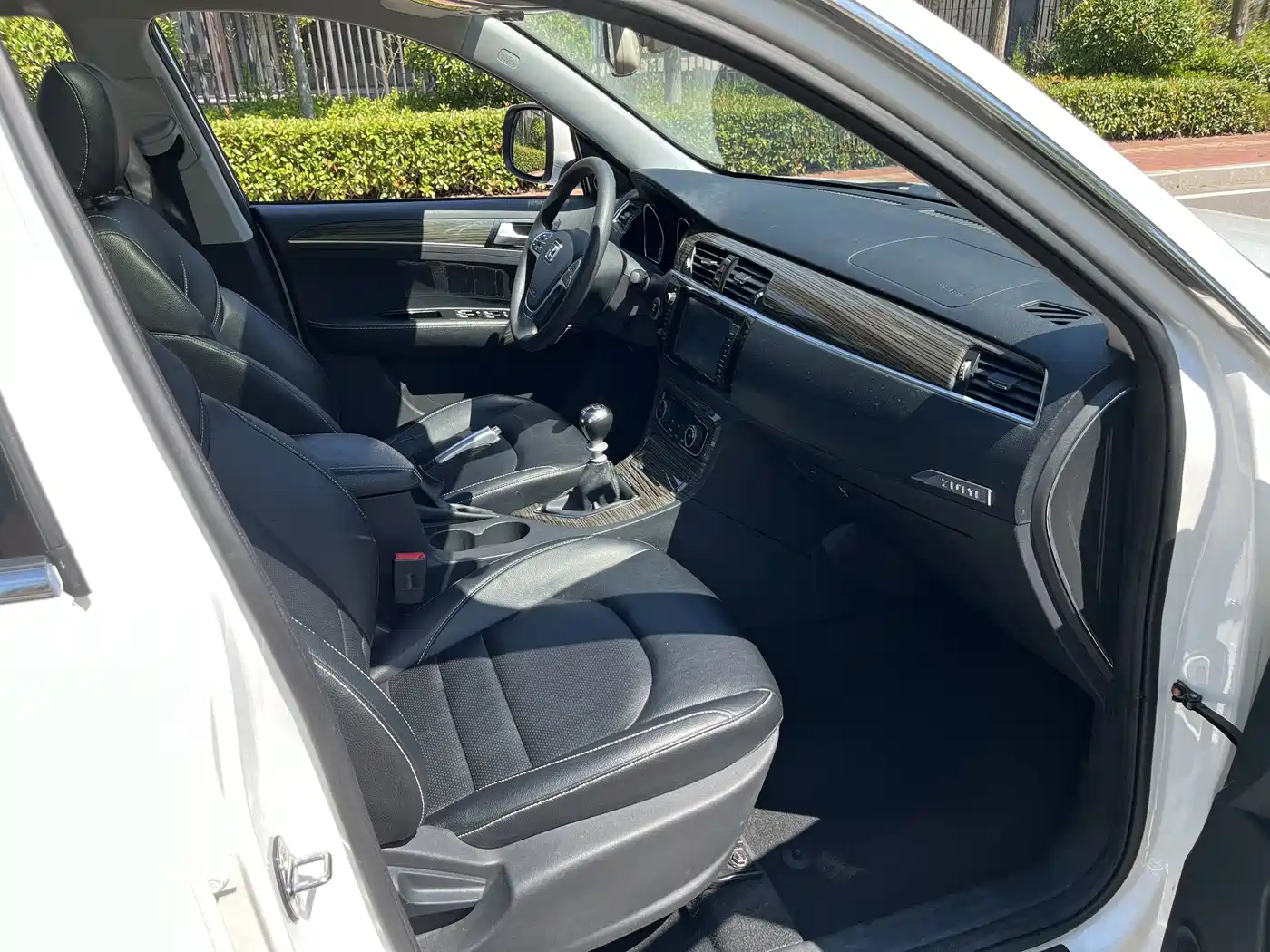 Zotye T600 2015 2015 1.5T Manual Premium