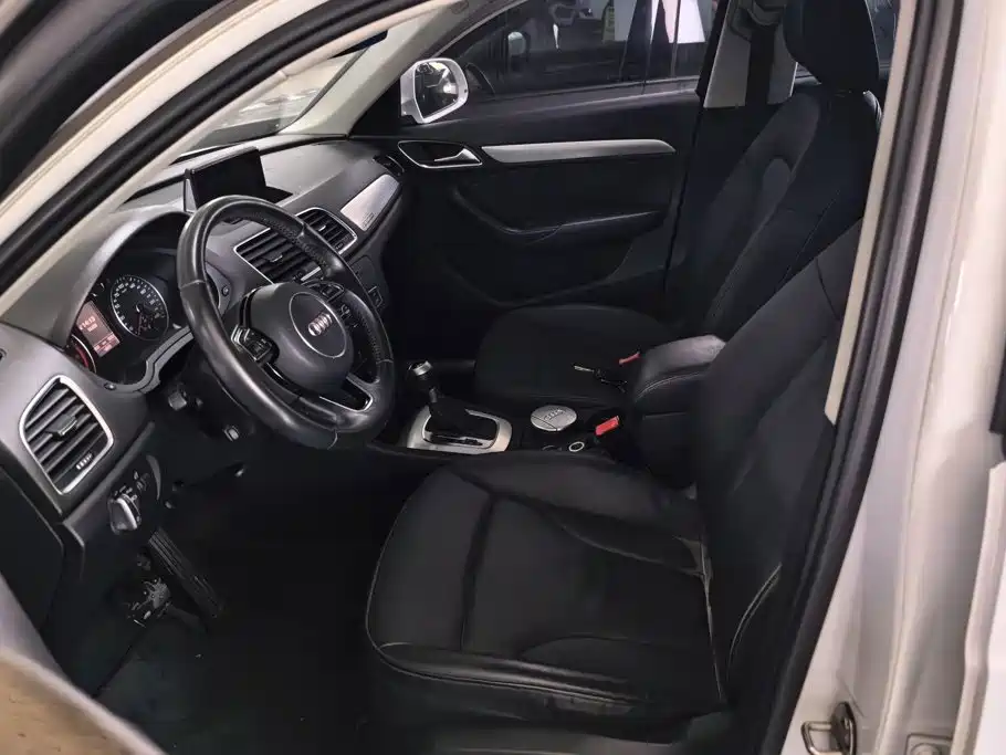 Audi Q3 2013 2013 35 TFSI quattro Technology