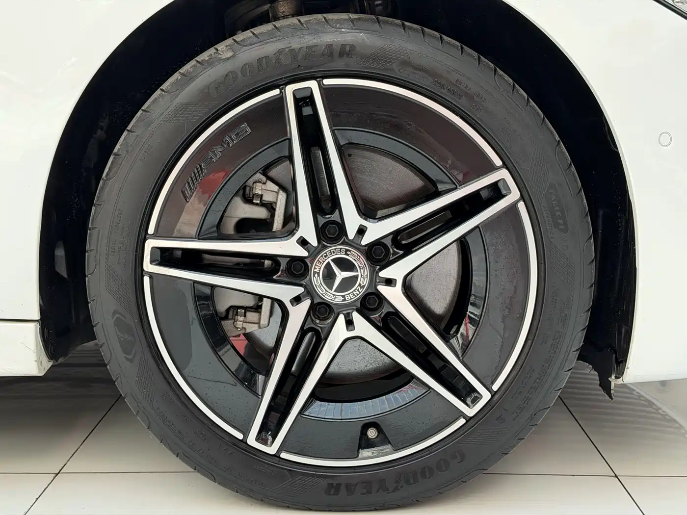 Mercedes-Benz C-Class 2024 C 260 L Night Edition Sport фото 5