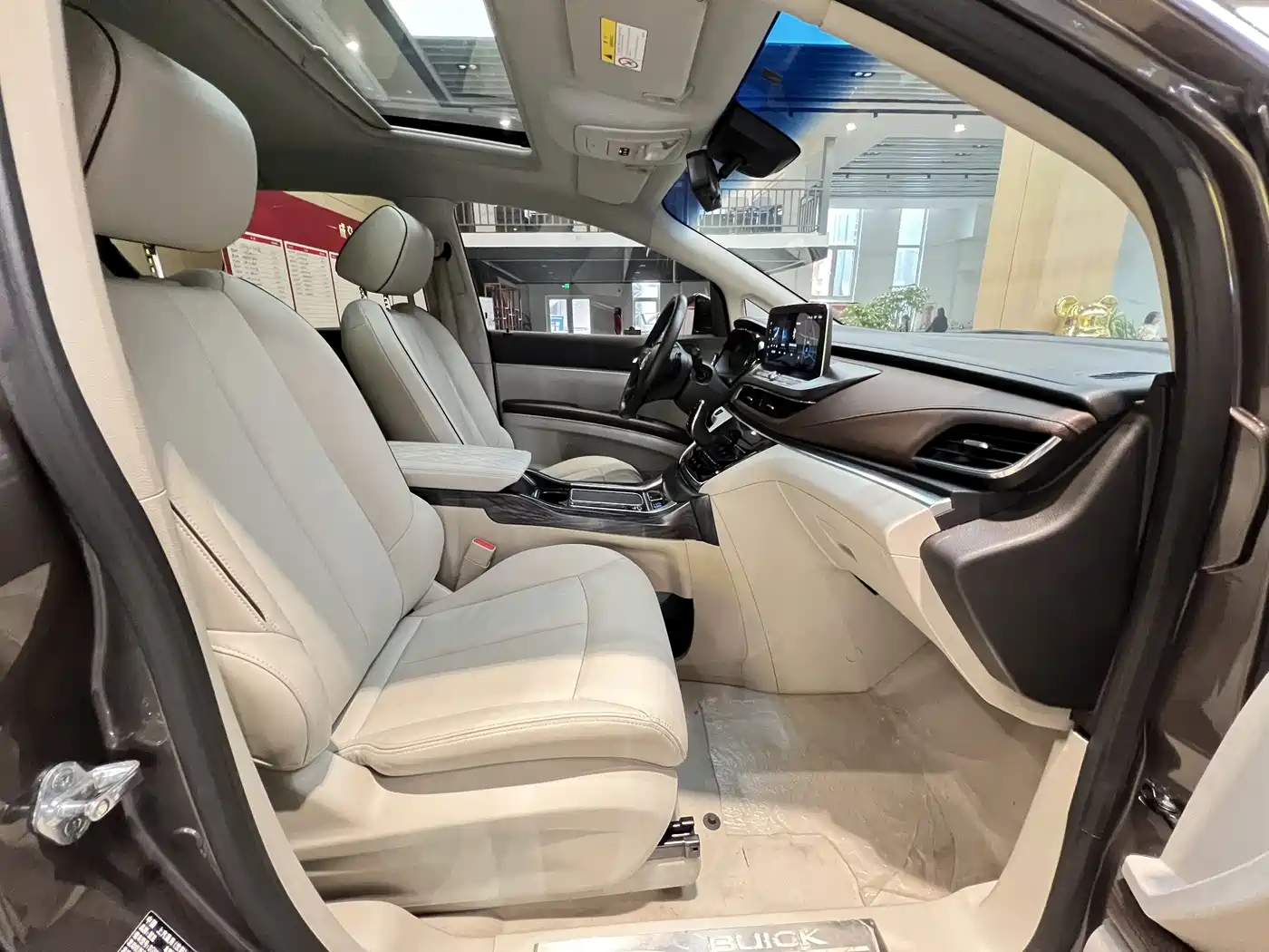 Buick GL8 2021 Land Business Class 652T Premium фото 9