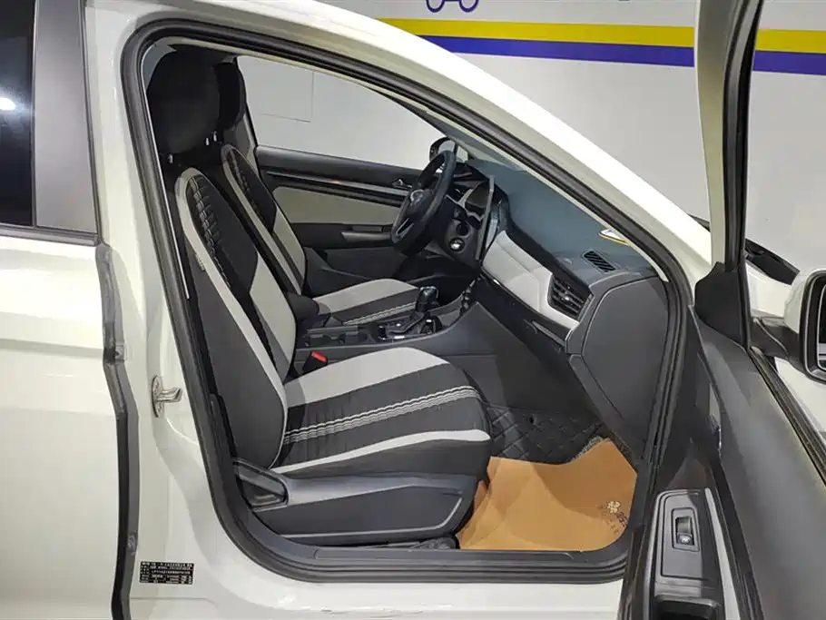 Volkswagen Bora 2023 200TSI DSG Comfort Edition фото 8