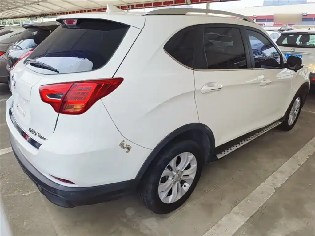 GAC Trumpchi Trumpchi GS5 Super 2015 2.0L Automatic 2WD Comfort Edition фото 7