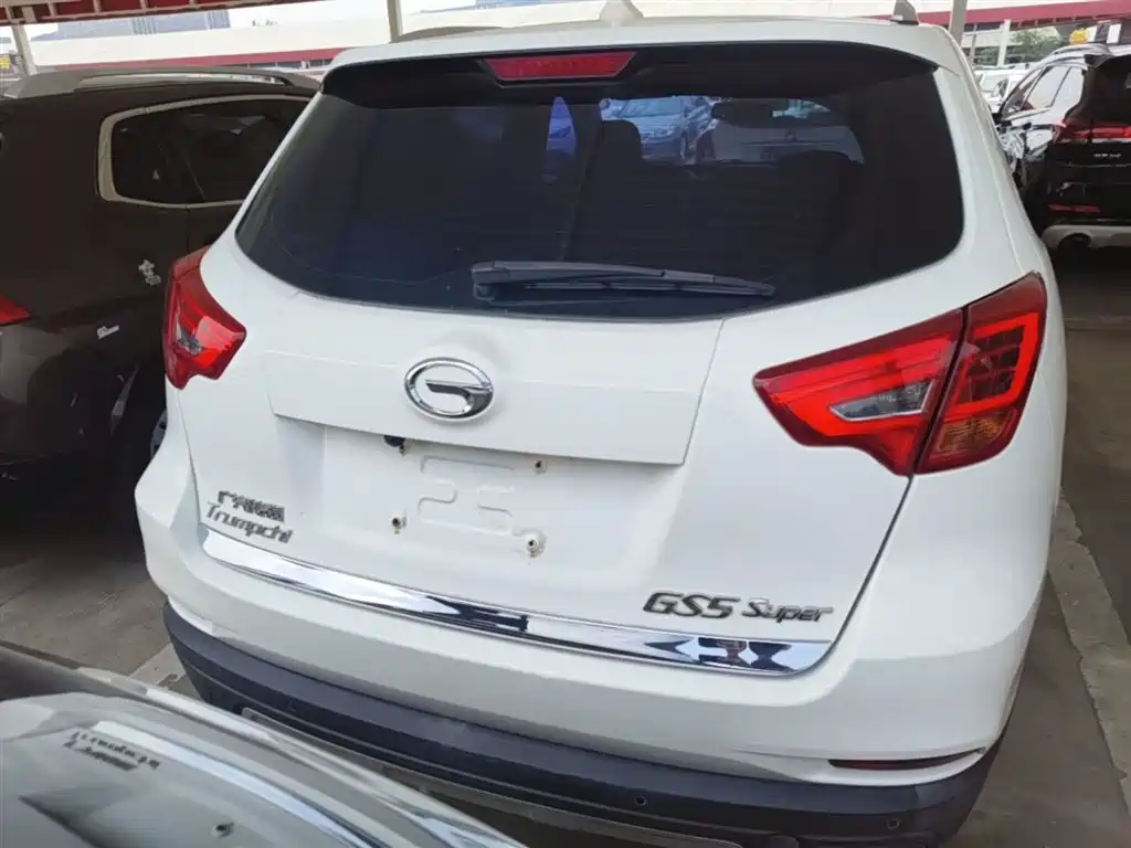 GAC Trumpchi Trumpchi GS5 Super 2015 2.0L Automatic 2WD Comfort Edition фото 6