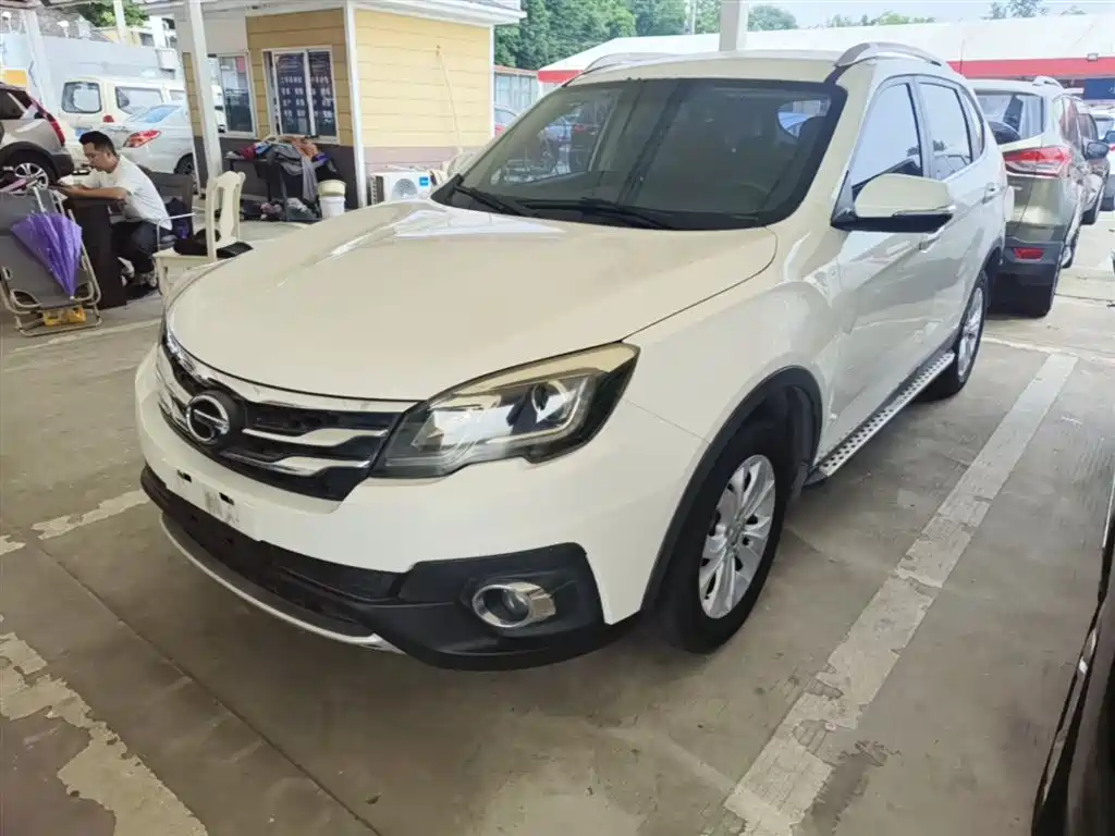 GAC Trumpchi Trumpchi GS5 Super 2015 2.0L Automatic 2WD Comfort Edition