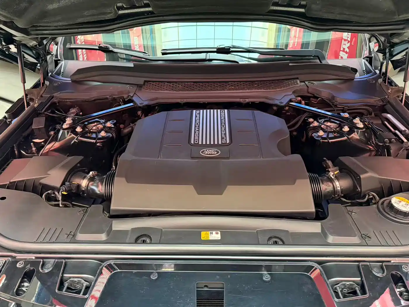 Land Rover Range Rover Sport 2015 3.0 SC V6 HSE фото 18