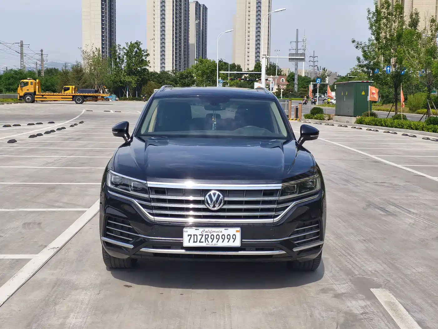 Volkswagen Touareg 2019 2.0TSI Sharp Wing Edition China VI фото 2