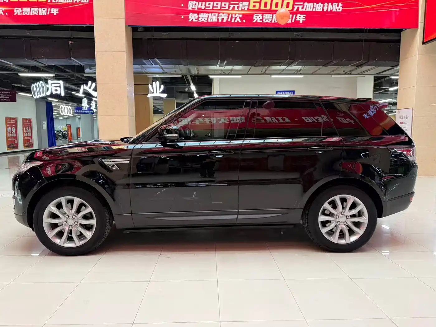 Land Rover Range Rover Sport 2015 3.0 SC V6 HSE фото 8