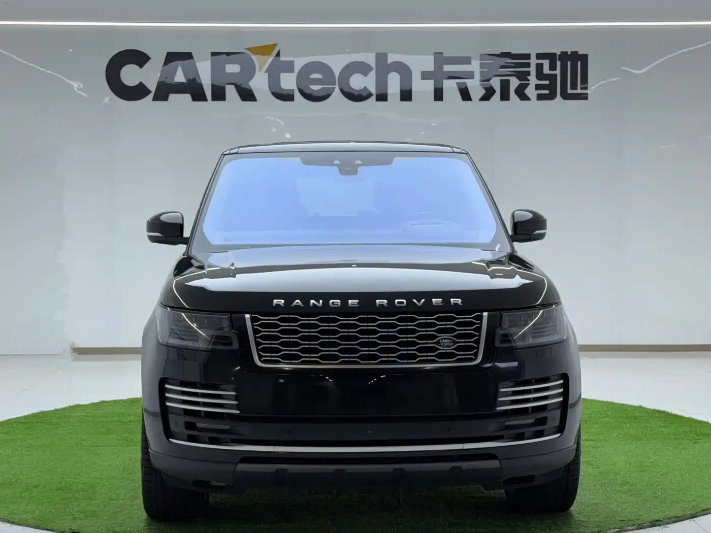 Land Rover Range Rover 2022 3.0 L6 400PS Prestige Genesis Extended Edition фото 4