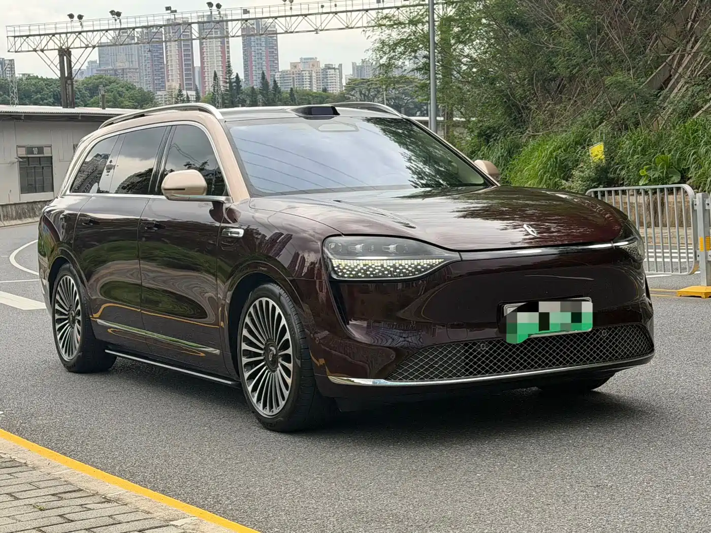 AITO Wenjie AITO M9 2025 Pure Electric Ultra 100kWh 6-Seater фото 3