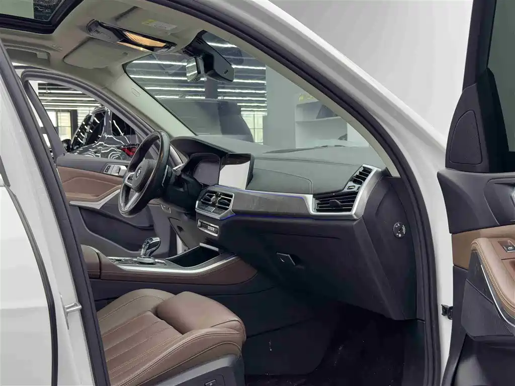 BMW X5 (Import) 2019 xDrive40i M Sport Package фото 8