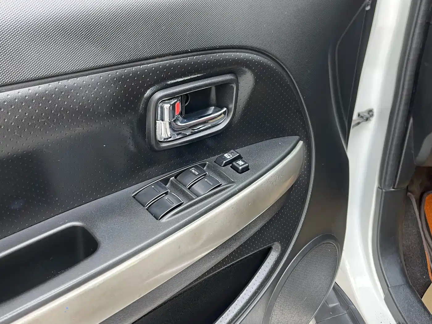 Haval H1 2016 Red Label 1.5L AMT Luxury фото 6