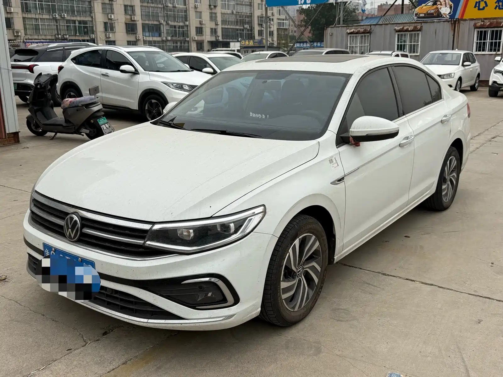 Фото 1 - Volkswagen Bora