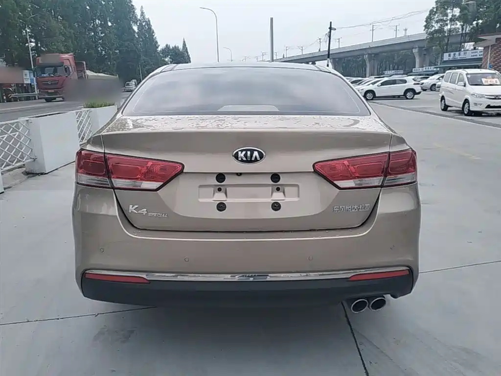 Kia K4 2015 1.8L Automatic GLS Special фото 6