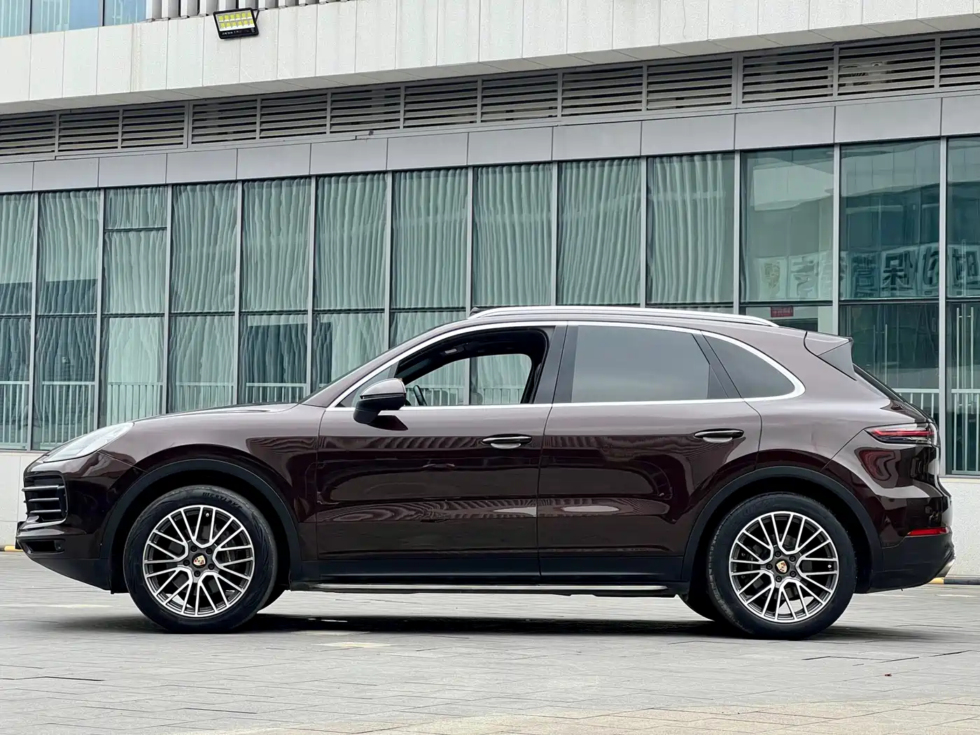 Porsche Cayenne 2019 Cayenne 3.0T фото 4