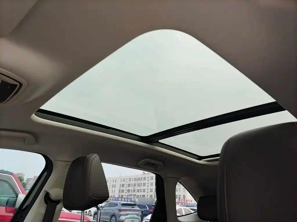 Haval Xiaolong MAX 2023 1.5L Hi4 105 4WD Pilot Edition фото 14
